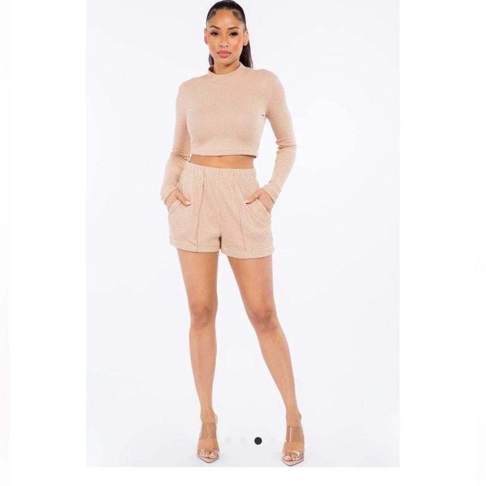 Verrocci Cappuccino Waffle Knit Top & Shorts Set